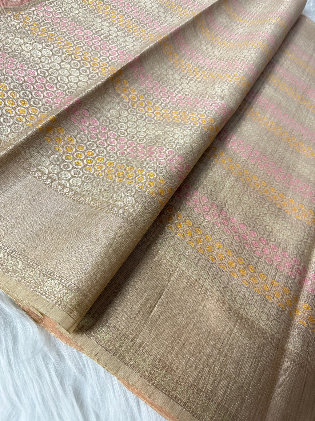 Banarasi Kora Elegant Patti (Stripe) Weaving