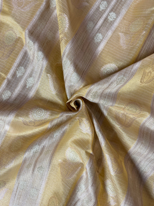 Banarasi Kora Elegant Patti (Stripe) Weaving
