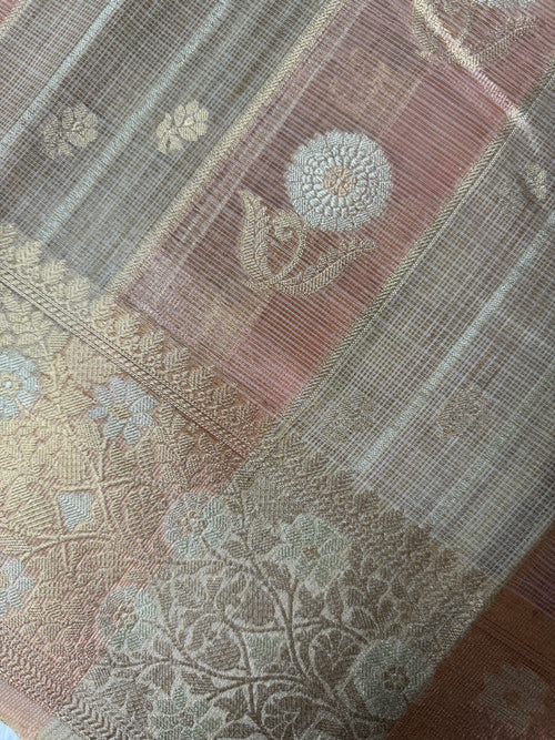 Banarasi Kora Elegant Patti (Stripe) Weaving