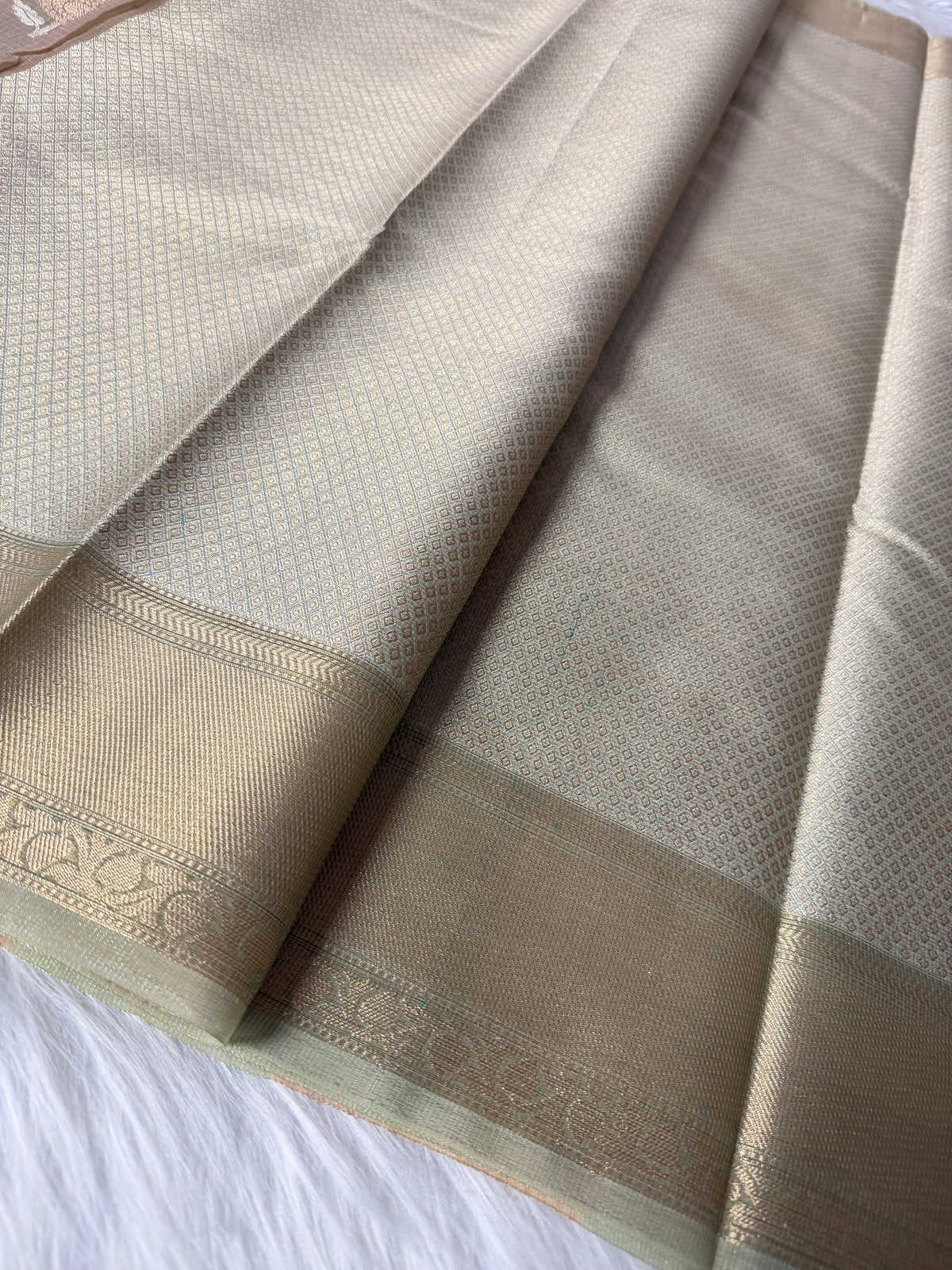 Banarasi Kora Elegant Patti (Stripe) Weaving