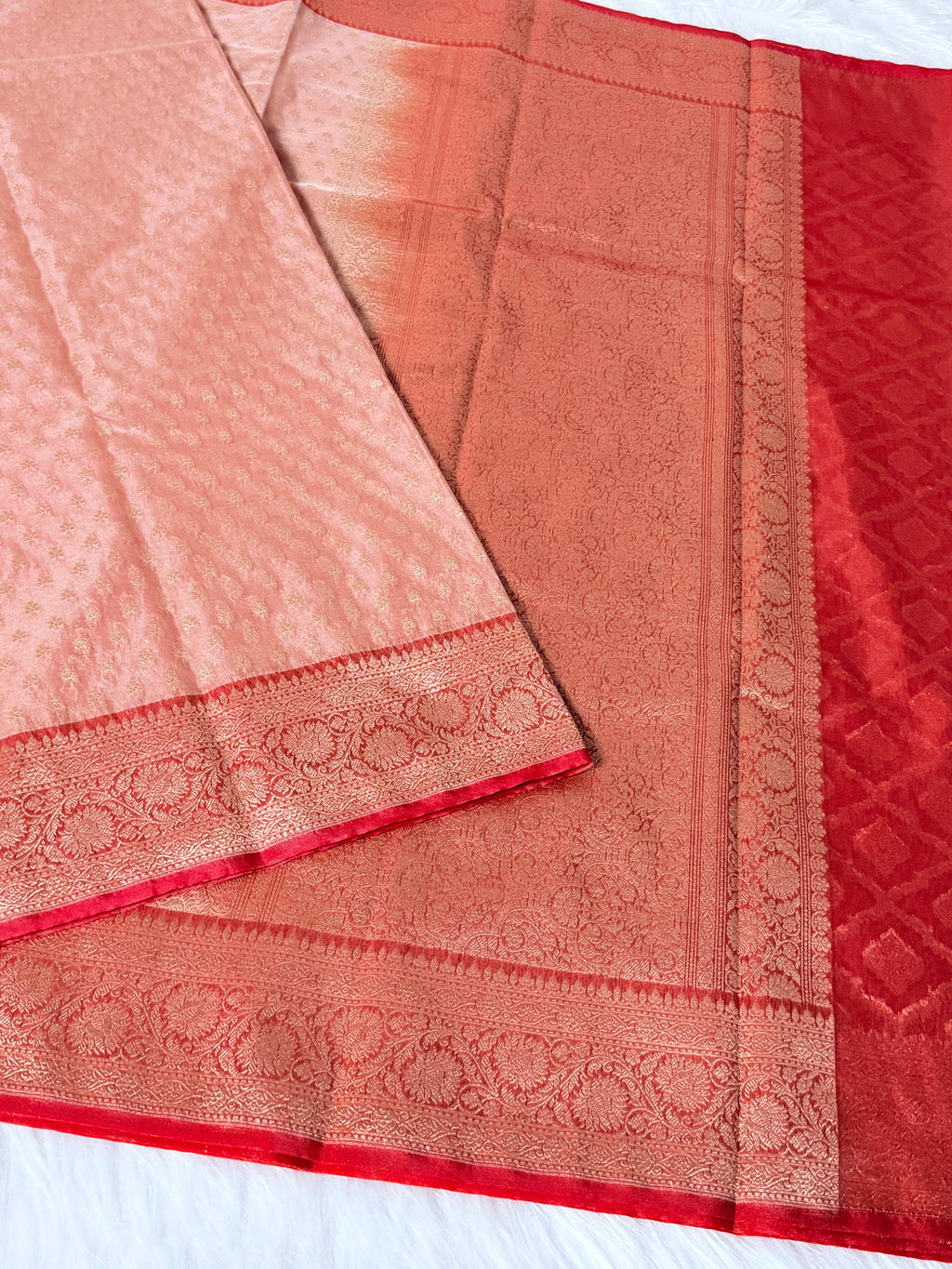 Kora Tissue Saree with Kadhiyal Border & Traditional Pallu