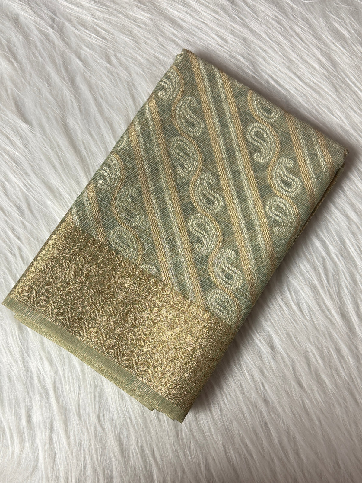 Sea Green Kora Tissue Saree with Traditional Pallu