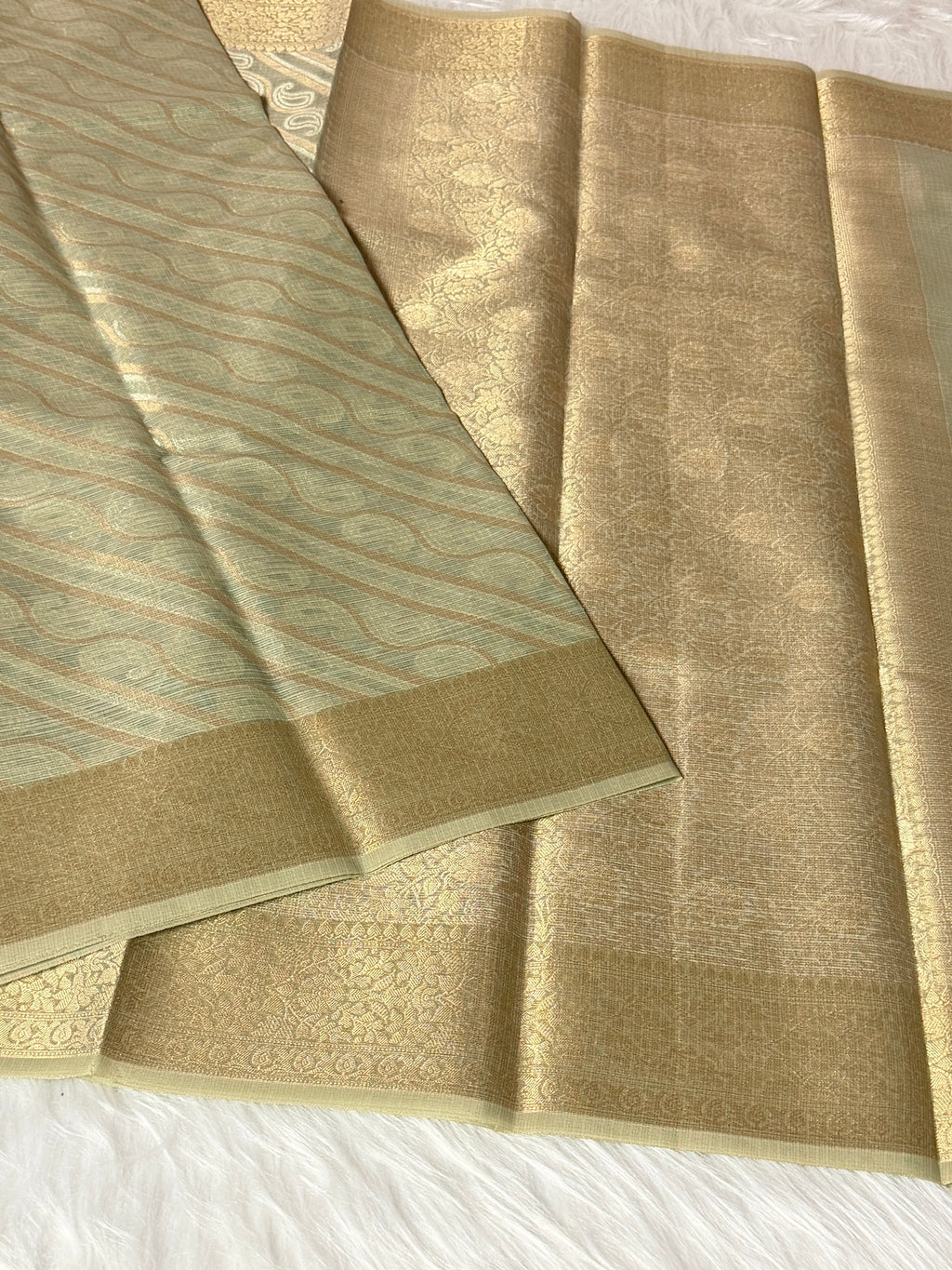 Sea Green Kora Tissue Saree with Traditional Pallu