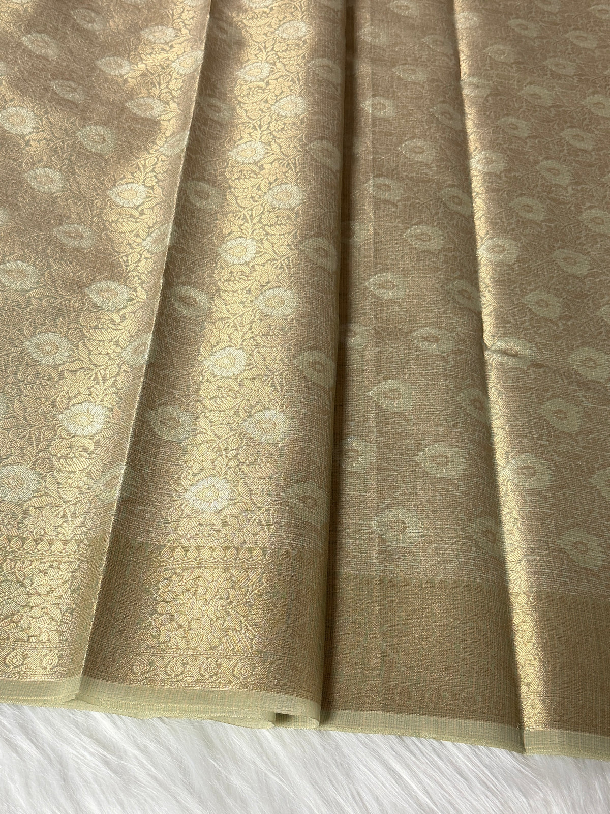 Sea Green Kora Tissue Saree with Traditional Pallu